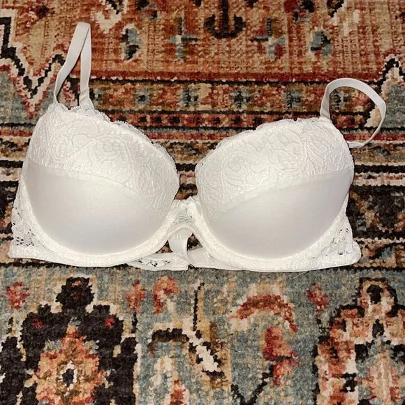 Lace Push Up Bra - Picture 2 of 4